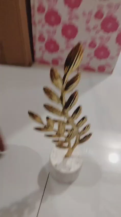 Modern Minimalist Decorative Showpiece Accent